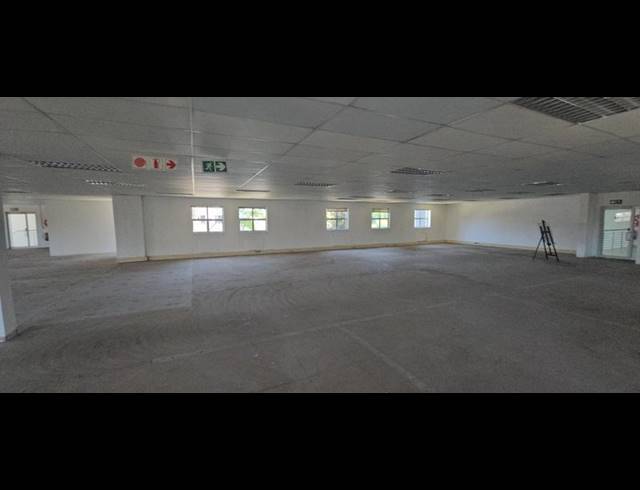 BUSINESS PROPERTY TO RENT IN HALFWAY GARDENS